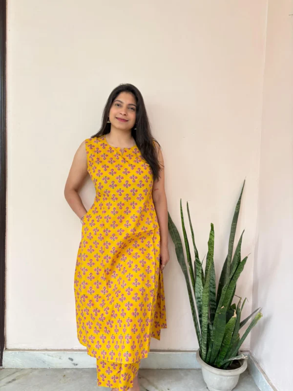 Amaltas Set yellow block print kurta pant co-ord front view